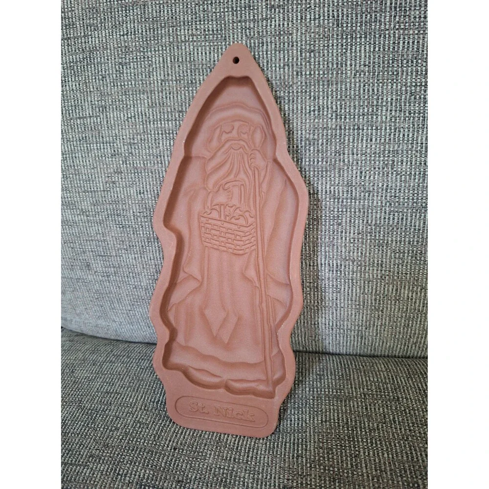 Longaberger Pottery Cookie Mold St. Nick 1993